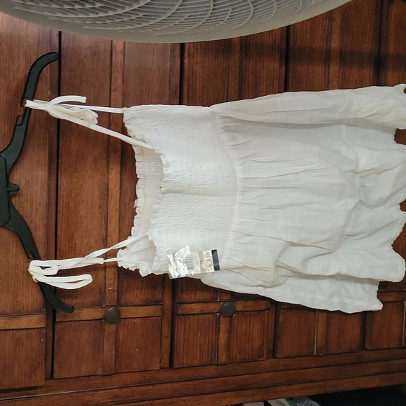 Clothes - Picture 2 of 2